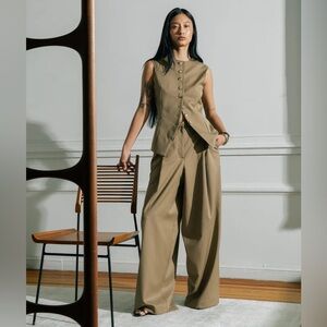 SLOAN THE WIDE LEG PLEATED TROUSER